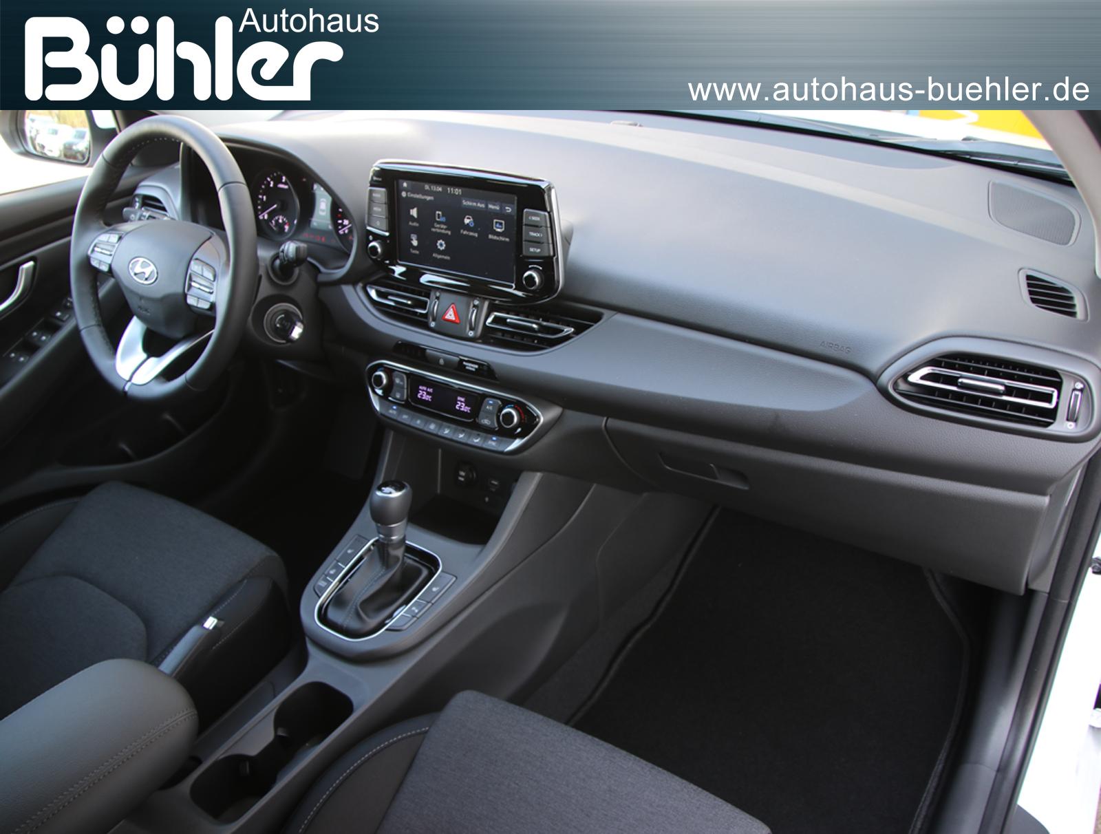 Hyundai i30 Kombi 1.5 T-GDI DCT Trend Plus - phantom black metallic