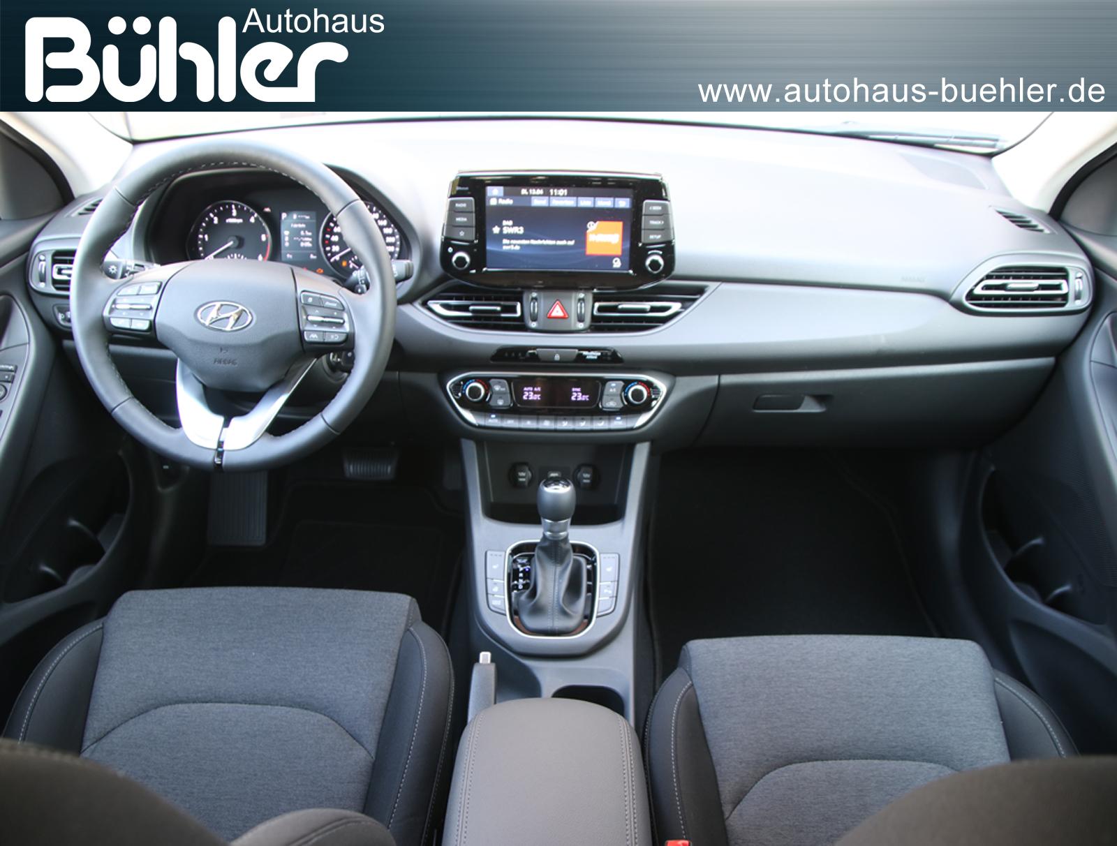 Hyundai i30 Kombi 1.5 T-GDI DCT Trend Plus - phantom black metallic