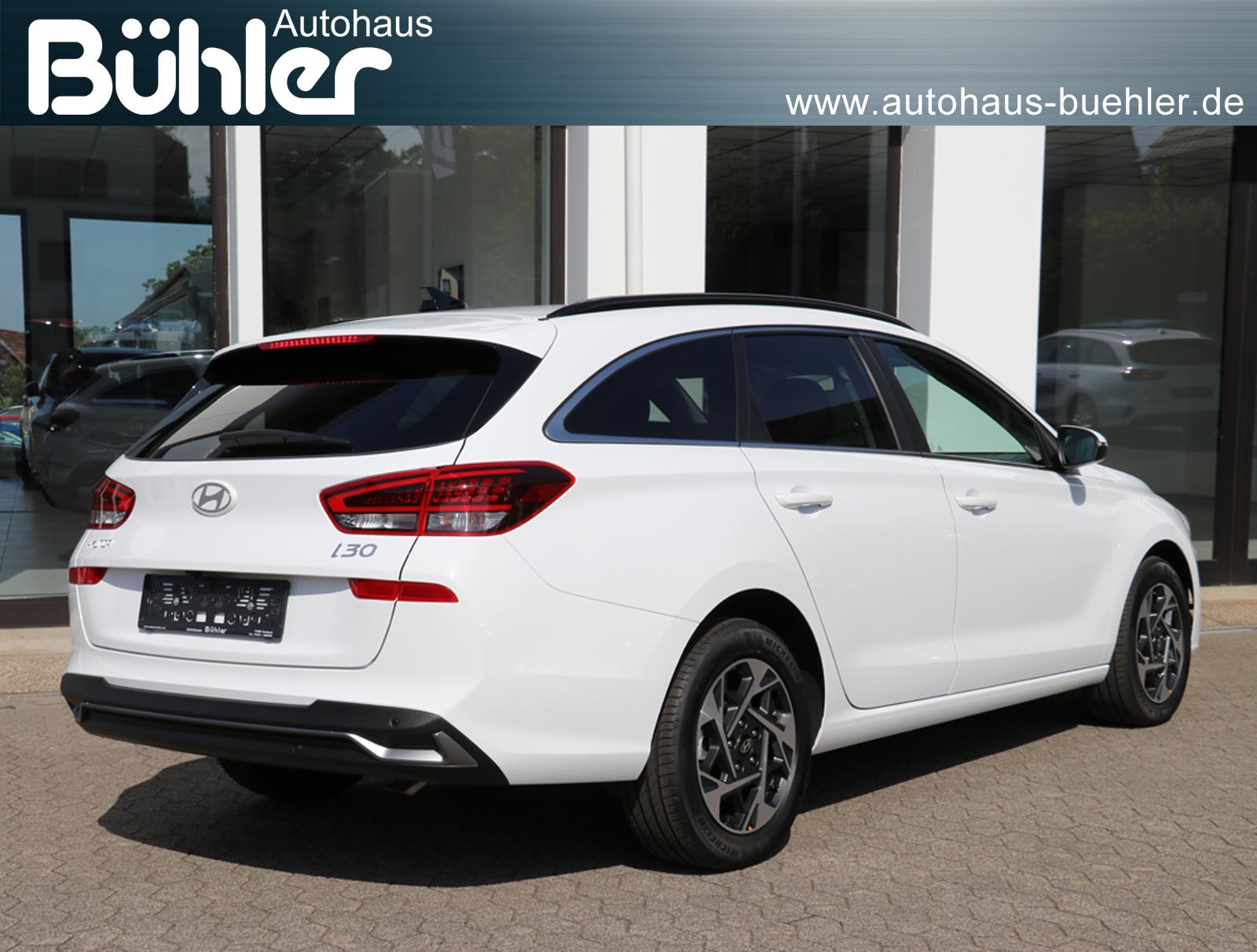 Hyundai i30 Kombi 1.5 T-GDI DCT-Automatik Trend - Altas White