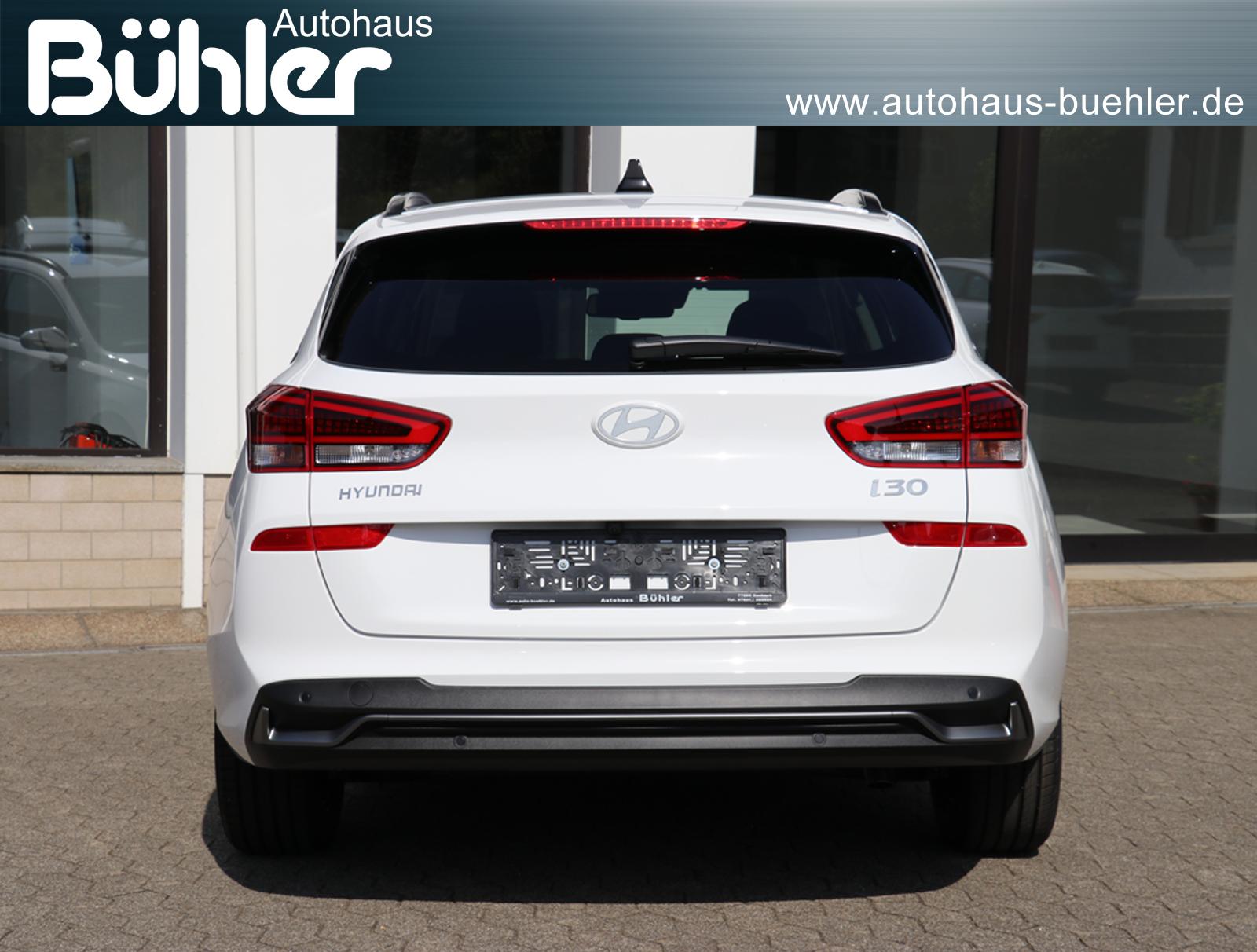 Hyundai i30 Kombi 1.5 T-GDI DCT-Automatik Trend - Altas White