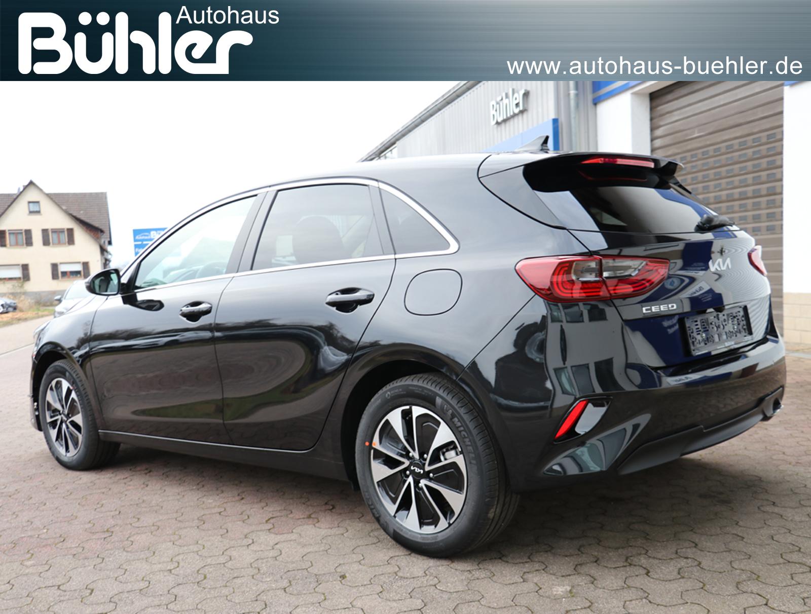 Kia Ceed 1.5 T-GDI DCT Automatik Vision Plus - Zilinaschwarz Metallic