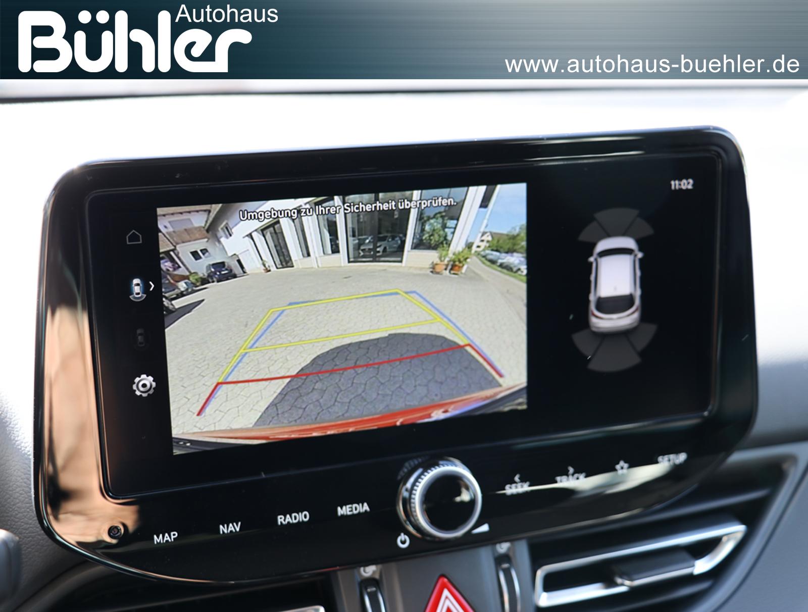 Hyundai i30 Kombi 1.5 Trend Plus - Engine Red