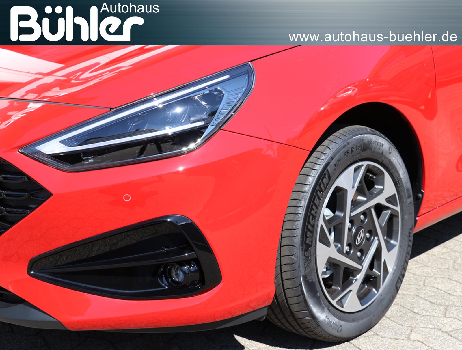 Hyundai i30 Kombi 1.5 Trend Plus - Engine Red