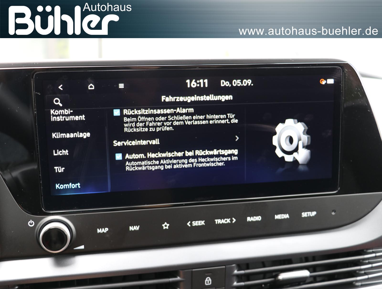 Hyundai i20 1.0 T-GDI DCT-Automatik Blackline - Atlas White