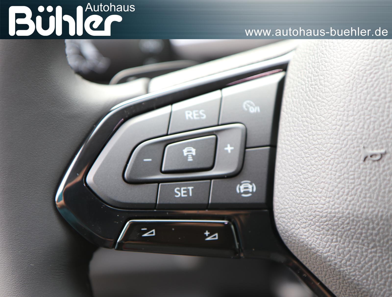 Ford Tourneo Connect Grand 1.5 Automatik Titanium - Ink Black Metallic