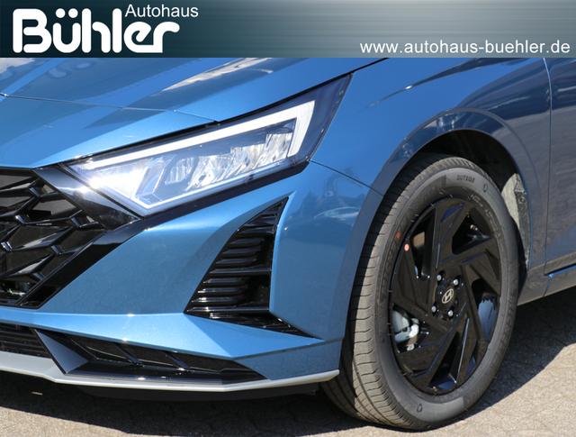 Hyundai i20 1.0 T-GDI DCT Automatik Blackline - Vibrant Blue Mineraleffekt