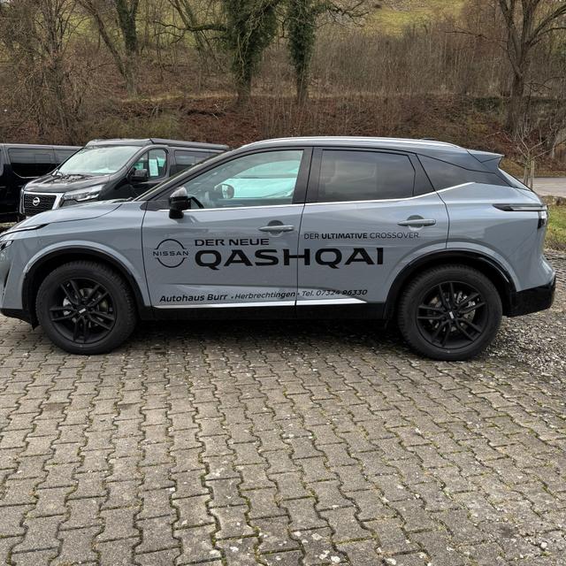 Nissan Qashqai Tekna+ 1.3 DIG-T MHEV Massagesitze 