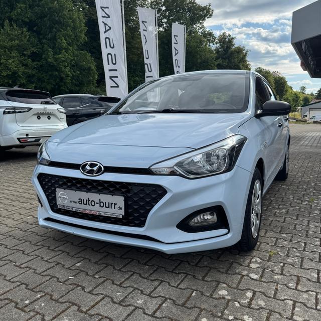 Hyundai i20 - 1.2 Pure/Radio