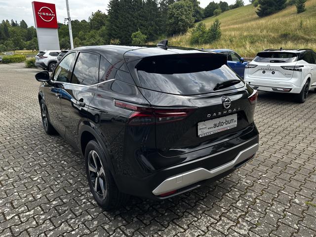Nissan Qashqai 1.3 DIG-T MHEV N-Connecta elektr Heckkl. Head UP 