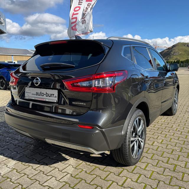 Nissan Qashqai 1.3 DIG-T 117 kW N-Connecta AHK 