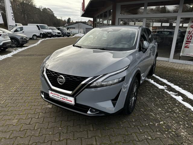 Nissan Qashqai 1.3 DIG-T Acenta 4x2 117 kW AHK 