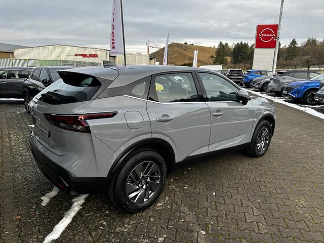Nissan Qashqai 1.3 DIG-T Acenta 4x2 117 kW AHK 