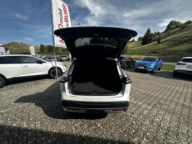 Nissan Qashqai 1.3 DIG-T MHEV Tekna 4x4 Bose Pano Dach 