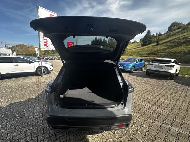 Nissan Qashqai 1.3 DIG-T MHEV Tekna 4x4 Bose PanoDach Head Up 