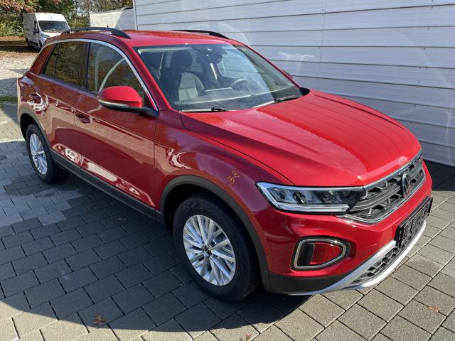 Lagerfahrzeug Volkswagen T-Roc - Facelift Life 1.5TSI AHK Kamera Winterpaket
