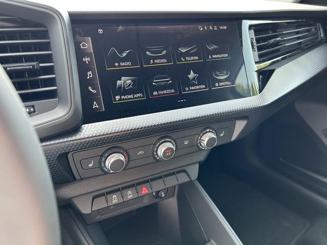 Audi A1 Sportback 30TFSI *Sitzheizung*PDC 
