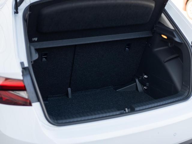 Skoda Fabia Selection 1.0 TSI DSG *SHZ*LED*KLIMAAUTO. 