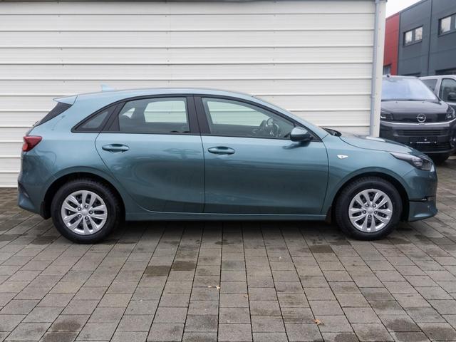 Kia Ceed cee'd / 1.5 T-GDi 7DCT *Kamera*SHZ 