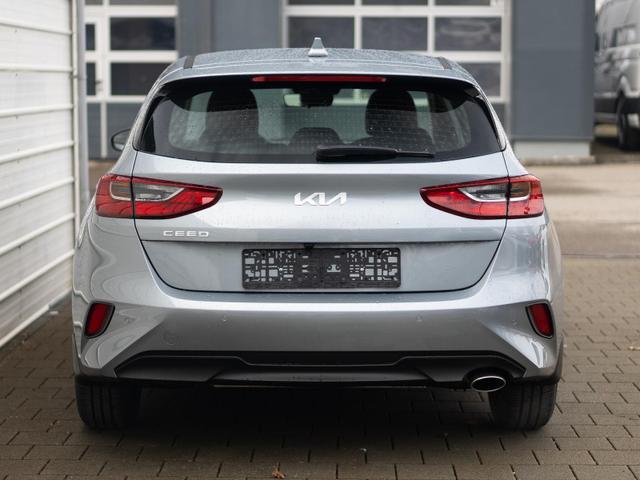 Kia Ceed cee'd / 1.5 T-GDi 7DCT *Kamera*SHZ 