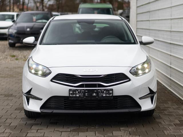 Kia Ceed cee'd / 1.5 T-GDi 7DCT *Kamera*SHZ 