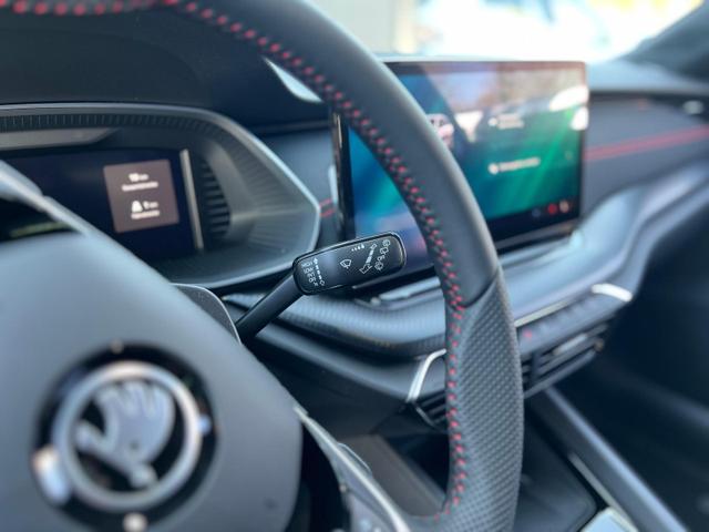 Skoda Octavia Combi RS 2.0 TSI *Matrix*ACC*Navi*Kamera 