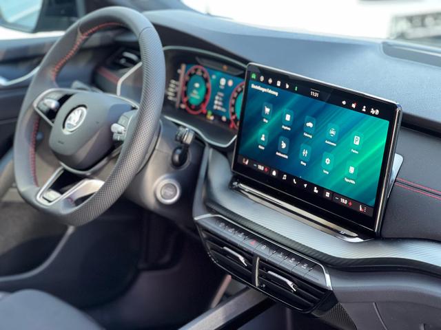 Skoda Octavia Combi RS 2.0 TSI *Matrix*ACC*Navi*Kamera 