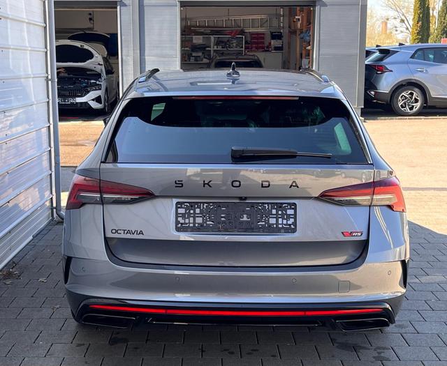 Skoda Octavia Combi RS 2.0 TSI *Matrix*ACC*Navi*Kamera 