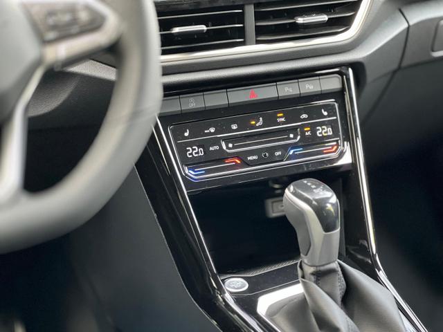 Volkswagen T-Roc R-Line 2.0 TSI DSG7 4 Motion AHK*EasyOpen*19"*IQ.DRIVE*Android Auto*Kamera 
