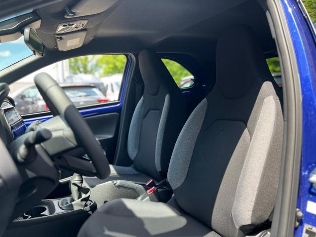 Aygo X Active 1.0L Android Auto*SHZ*Kamera*LED*KlimaAT* 