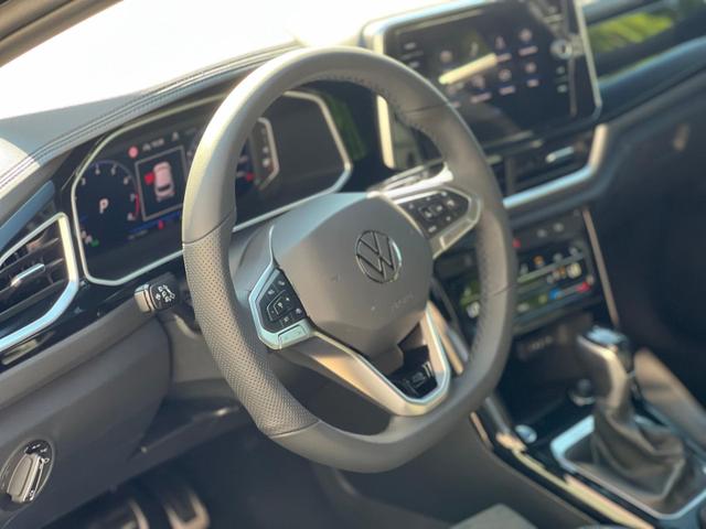 T-Roc R-Line 2.0 TSI DSG7 4 Motion AHK*EasyOpen*19"*IQ.DRIVE*Android Auto*Kamera 