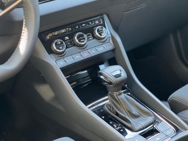 Skoda Karoq Sportline 1.5 TSI DSG *MATRIX*ACC*KAMERA 