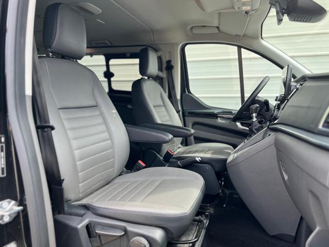 Ford Tourneo Custom Titanium 2.0 TDCi L1 