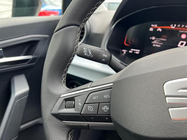 Seat Arona 40th Anniversary 1.0 TSI Android Auto*SHZ*Kamera*Klimaauto*Keyless* 