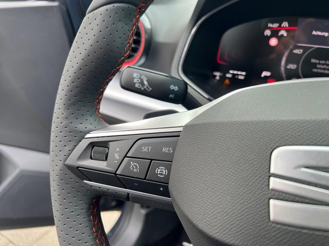 Seat Arona FR Edition 1.5 TSI DSG NAVI*SHZ*Kamera*Klimaauto*Keyless*17" 