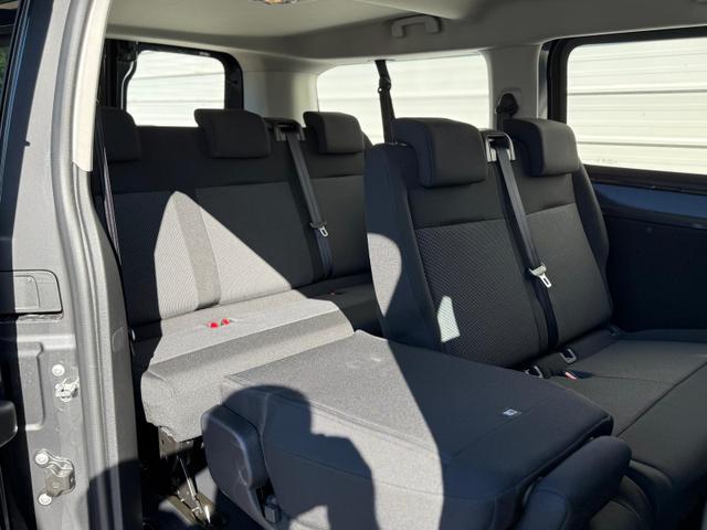Citroën Jumpy Kombi L3 2.0 BlueHDi 180 AT8 9-Sitzer *LED*PDC*NSW* 