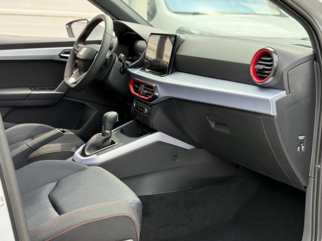 Seat Arona FR Edition 1.5 TSI DSG NAVI*SHZ*Kamera*Klimaauto*Keyless*17" 
