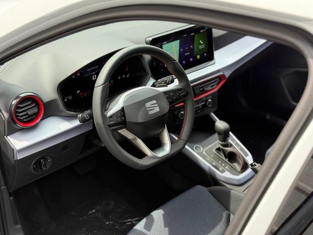 Seat Arona FR Edition 1.5 TSI DSG NAVI*SHZ*Kamera*Klimaauto*Keyless*17" 
