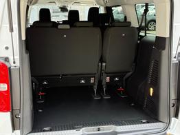 Peugeot Traveller Business L3 180 BHDI 9 Sitzer*NAVI*SHZ*PDC*Climtronic* 