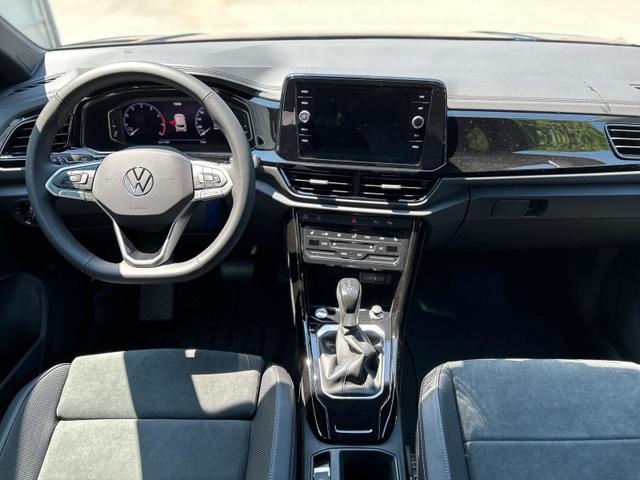 Volkswagen T-Roc Dark Line 1.5 TSI DSG *AHK*NAVI*Matrix* EasyOpen*SHZ* 