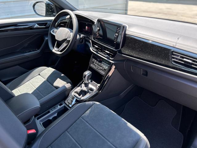 Volkswagen T-Roc Dark Line 1.5 TSI DSG *AHK*NAVI*Matrix* EasyOpen*SHZ* 