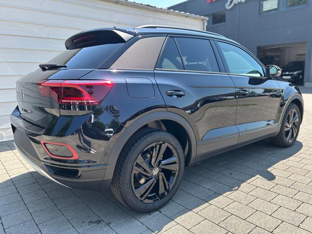 Volkswagen T-Roc Dark Line 1.5 TSI DSG *AHK*NAVI*Matrix* EasyOpen*SHZ* 