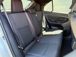 Toyota Yaris Cross Style Comfort 1,5-l-VVT-iE SafetyP*Navi*WinterPak*Kamera*Klimaauto*ACC*Keyless* 