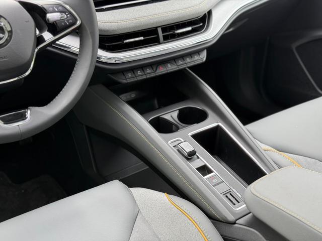 Skoda Enyaq Coupé CLEVER Coupe iV 80 Panorama*Navi*SHZ*Alcantara*20"*ACC*Keyless*Kamera 