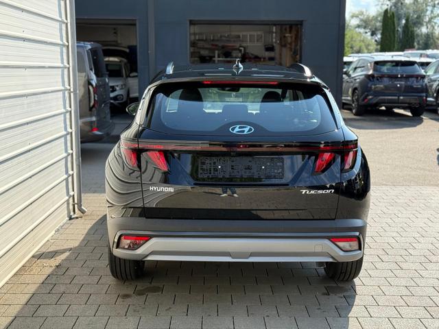 Hyundai TUCSON FL (MJ25) 1.6 T-GDI Navi*SHZ*Totwinkel*Kamera*Keyless*LED 