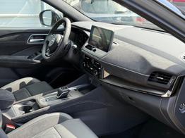 Nissan Qashqai N-DESIGN 1.3 mHEV AT Pano*20"*NAVI*E-Heck*SHZ*HeadUp*I-Key*E-Sitz* 