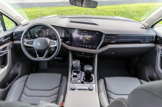 Volkswagen Touareg Elegance 3.0 V6 TDI *360°*AHK*MATRIX 