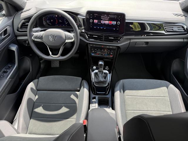 Volkswagen T-Roc Dark Line 1.5 TSI DSG *AHK*NAVI*Matrix* EasyOpen*SHZ* 