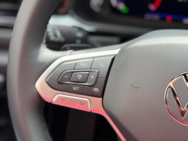 Volkswagen T-Roc Dark Line 1.5 TSI DSG *AHK*NAVI*Matrix* EasyOpen*SHZ* 