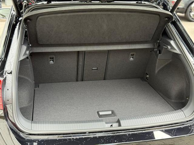 Volkswagen T-Roc Dark Line 1.5 TSI DSG *AHK*NAVI*Matrix* EasyOpen*SHZ* 