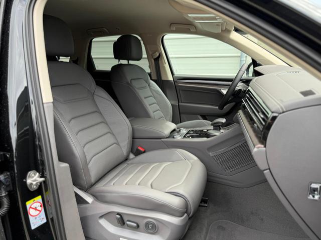 Volkswagen Touareg Elegance 3.0 V6 TDI *360°*AHK*MATRIX 